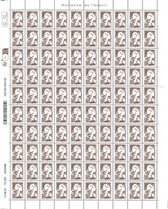 Feuille 100 timbres Marianne de l'avenir  - Complément affranchissement 0,05€ - Bistre